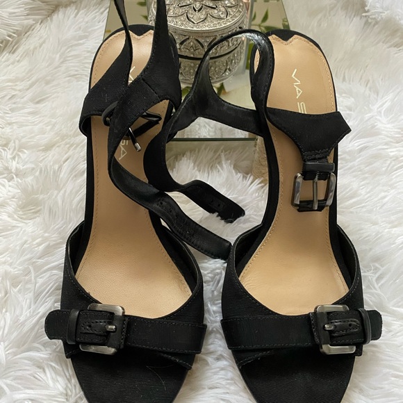 🖤Via Spiga Heels🖤 - Picture 3 of 7